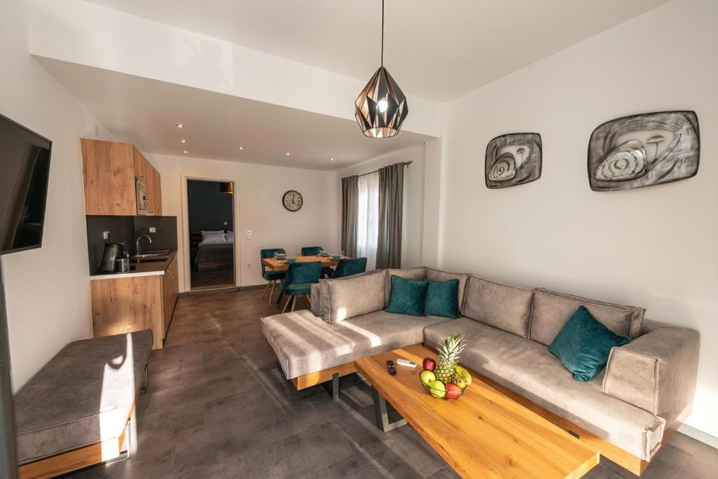 Ioulia'S Apartments Платария Екстериор снимка